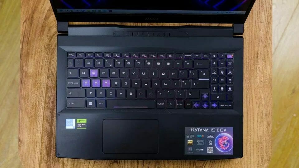 MSI Katana 15 B13VGK-484US Review keyboard